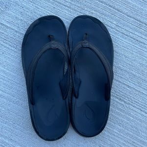 Olukai sandals